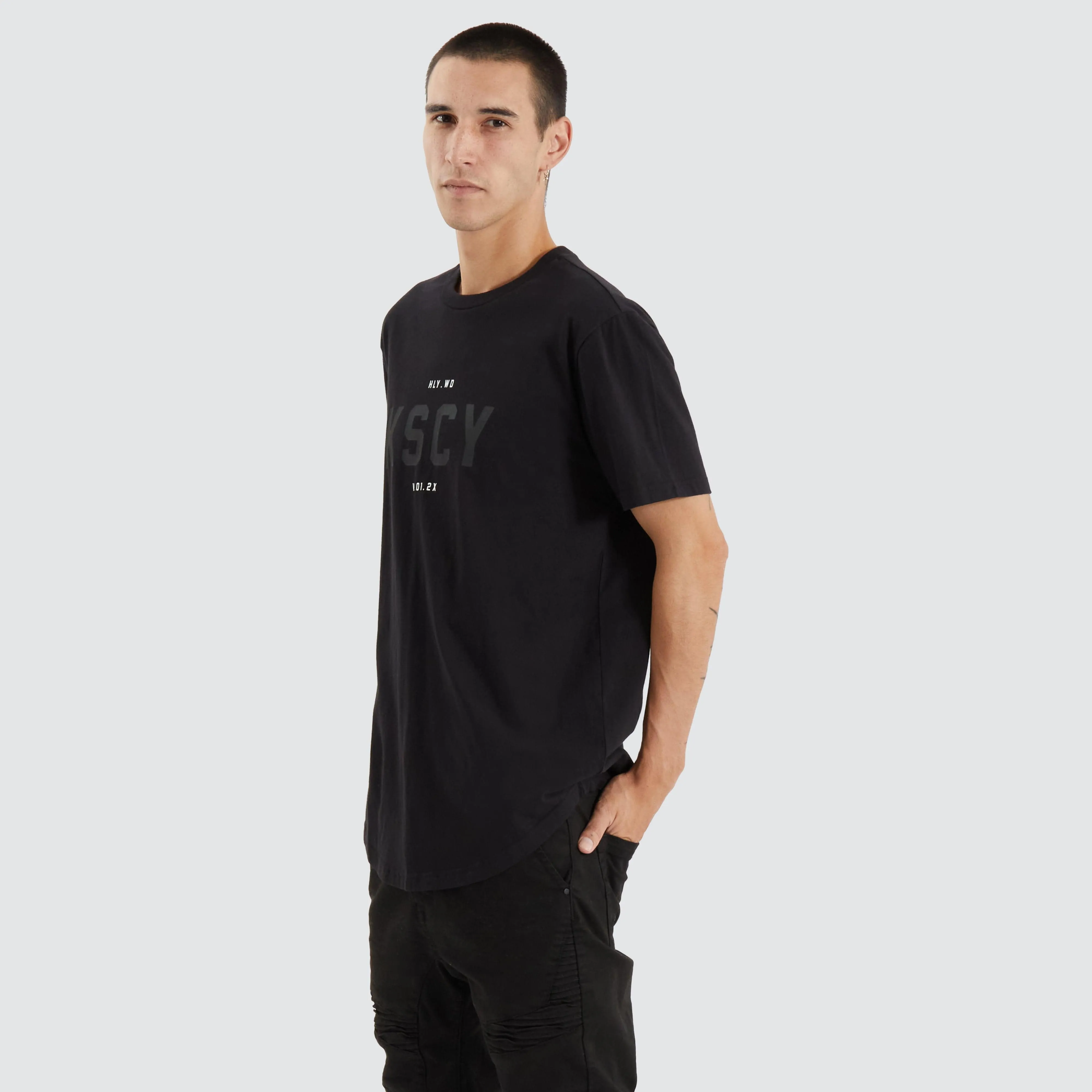 Dilon Dual Curved Tee Jet Black