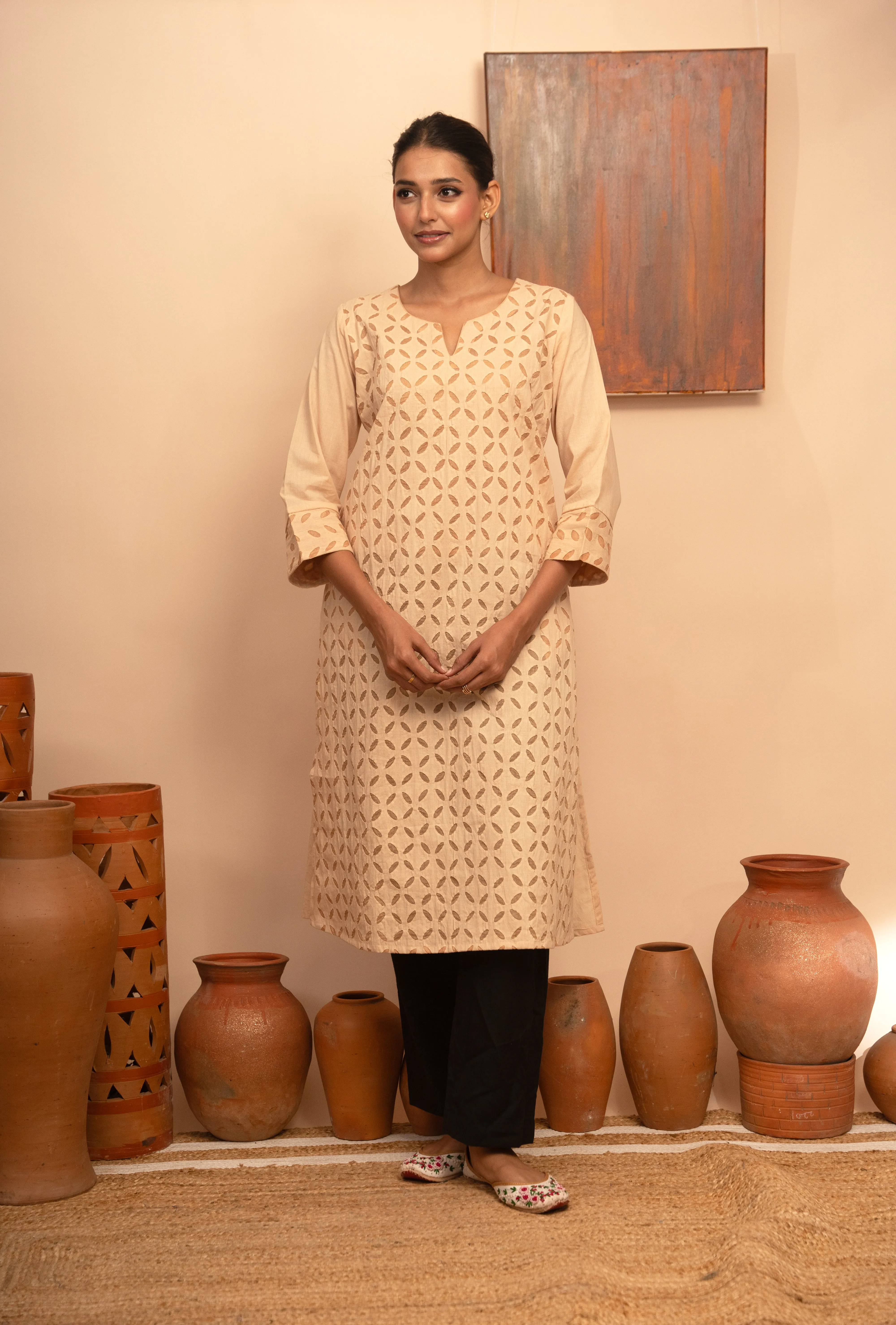 Womens Handcrafted Appliqu Regular Fit Kurta